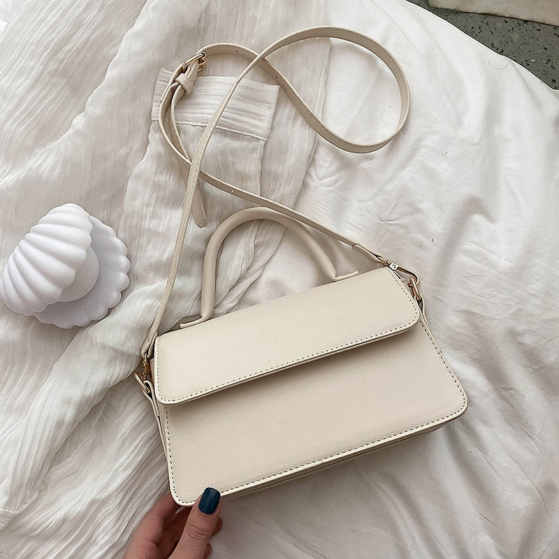 Bolsa Feminina Transversal Bau Branco Luza Belevita