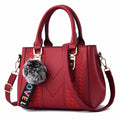 Bolsa Feminina de Couro - Lovely